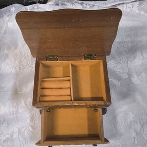 Vintage Wood Jewelry Box with Brown Felt Lining - Classic Home Storage